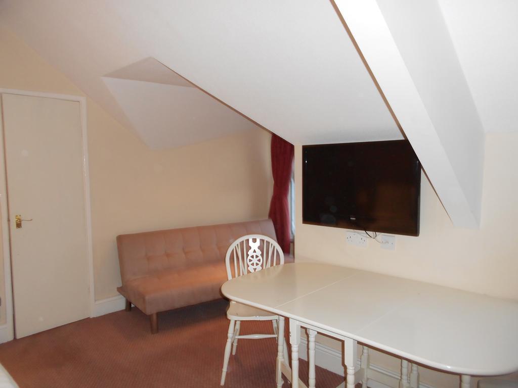 Marlborough Guest Accommodation Whitley Bay Bilik gambar